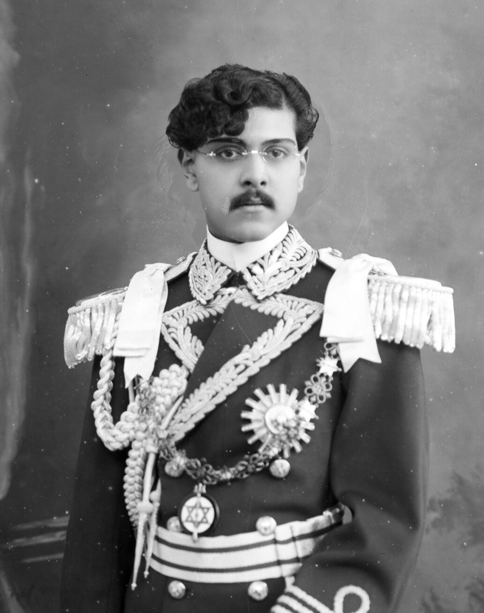 श्री ५ त्रिभुवन बिक्रम शाह